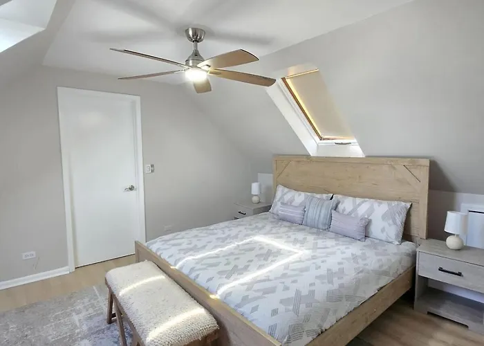 Apartment Trendy Loft In Southport